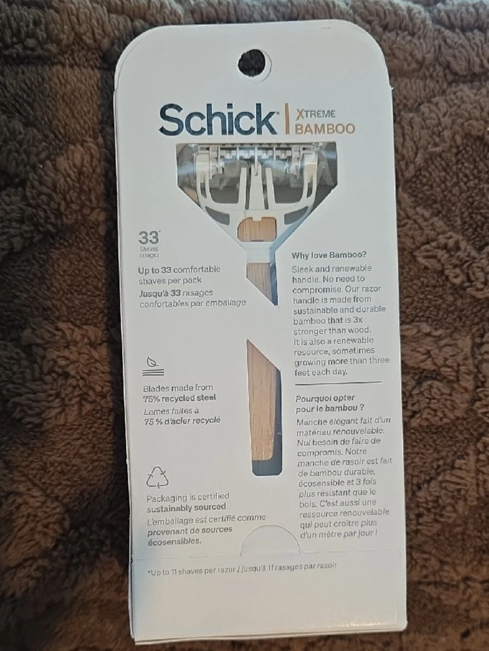 (J66)Schick Xtreme Bamboo Razor - Bamboo Handle with Green Trim